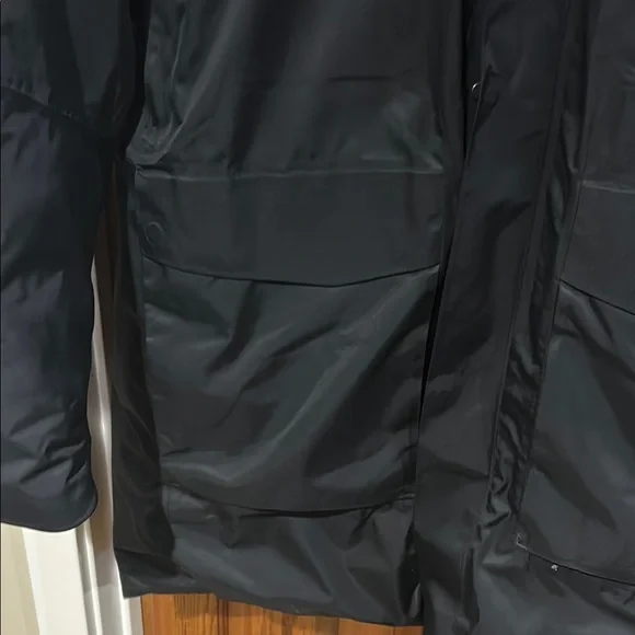 Men’s Lululemon XL Black Cold City 600-Down-Fill Parka with Hood - Picture 4 of 8